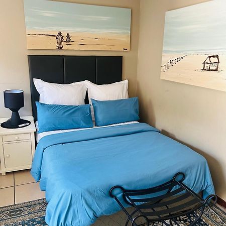 Cozy Guest Suite With Private Access รัวเดอพวร์ต ภายนอก รูปภาพ